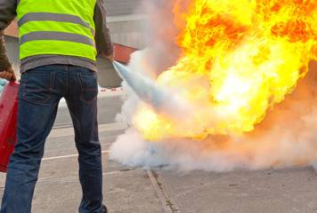 Agents   SSIAP  dans les IGH et ERP pour garantir une protection optimale en cas de danger à Marseille